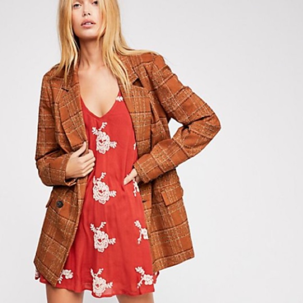 Embroidered Red Floral Swing DRESS Austin Emma NEW